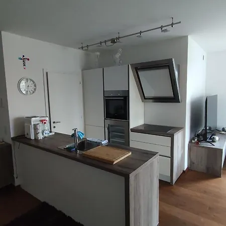 Am Sudufer Mit Garten Und Tiefgarage *