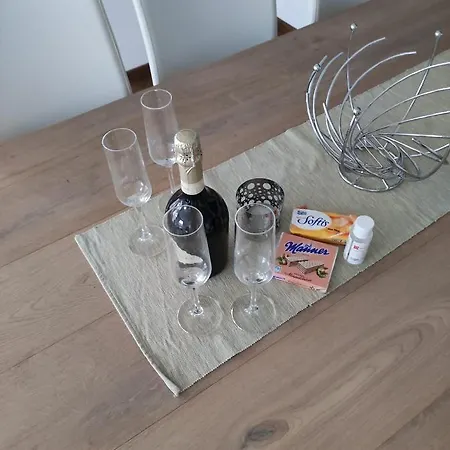Am Sudufer Mit Garten Und Tiefgarage *